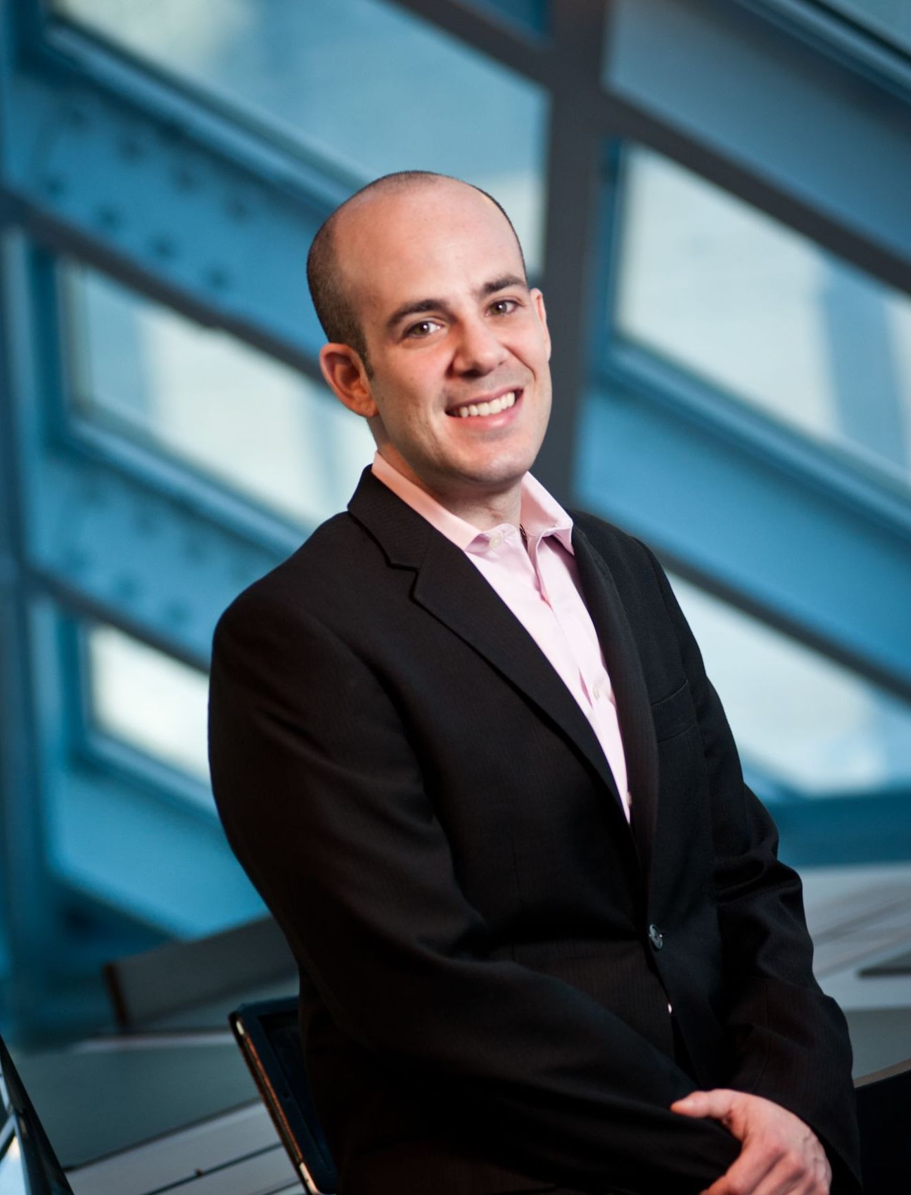 Scott Steinberg, corporate event host and award show presenter